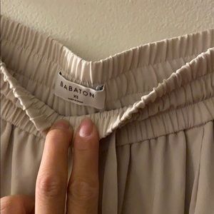 Aritzia- LUIZ PANT Matte pearl XS